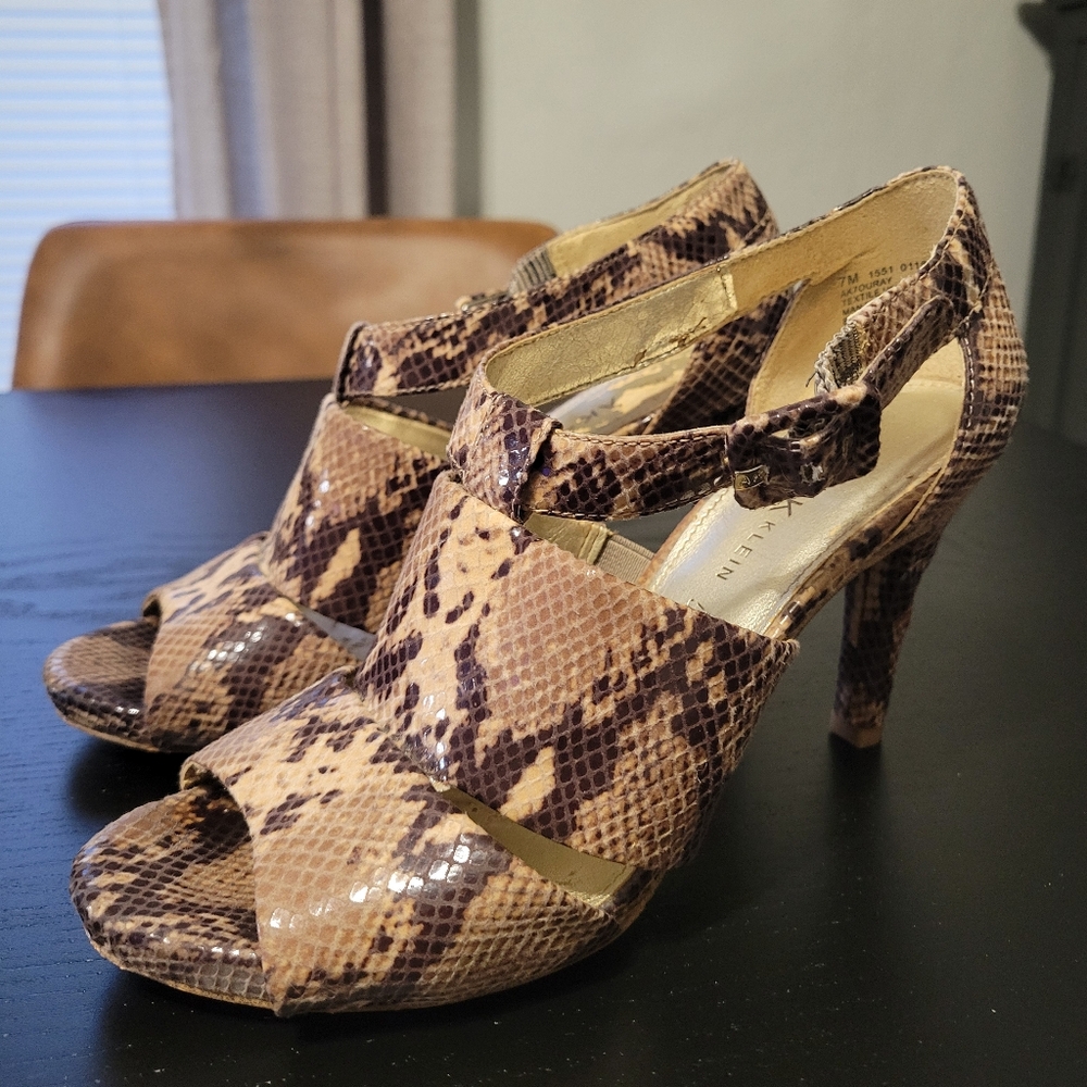 ANNE KLEIN Heels